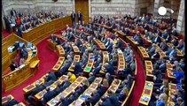 Парламент Греции во вторник вновь не смог избрать президента страны