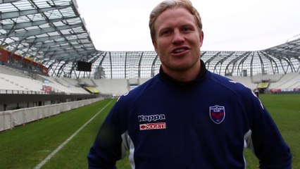 Henry Vanderglas présente l'une des fonctionnalités de l'application FCG