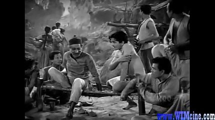 Jis Desh Mein Ganga Behti Hai (1960)_clip1