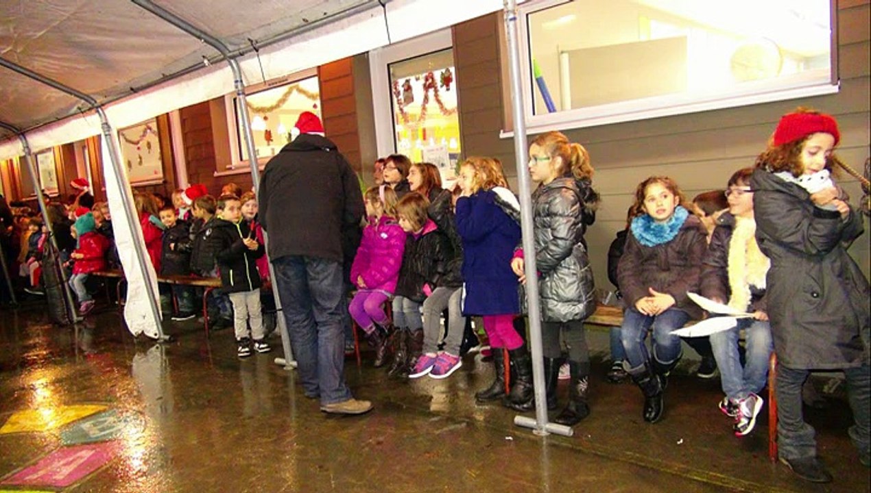 Les pères noel ,les illuminations, et le Noël à l'école