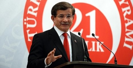 Başbakan Davutoğlu: Makedonya'da Her Haneye Bayrak, Kur'an-ı Kerim Vereceğiz