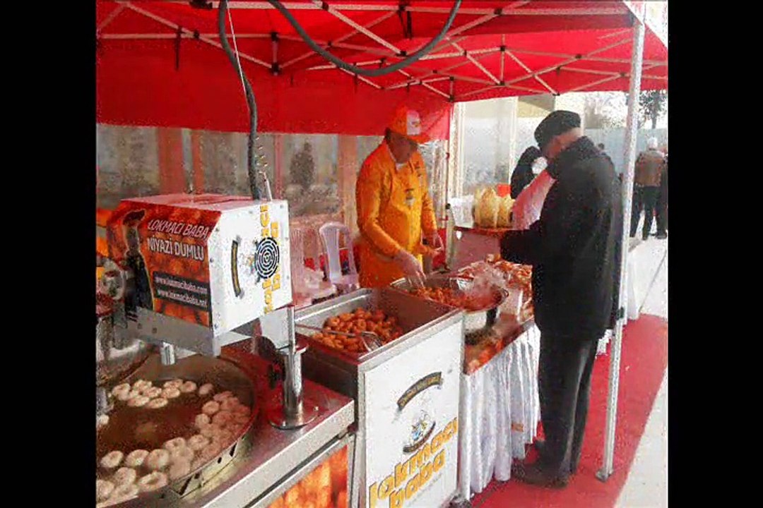 Merhum Yunus Emre Demirci'nin Yedisinde Kuran Okundu Yemek Verildi Sıcak Lokma Döküldü. Slayt.2