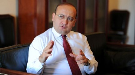 Yalçın Akdoğan : Kandil'den Yapılan Tahrik Edici Açıklamalar Sürece Yarar Sağlamaz