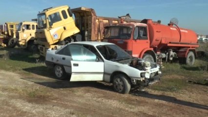 Otomobilin Motorunu Çaldılar