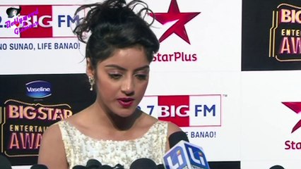 TV Celebs Walk the Red Carpet of BIG Star  Entertainment Awards 2014