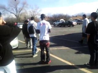 Bagarre David vs. Goliath !!