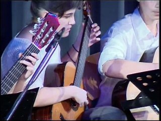 ΜΟΥΣΙΚΟ ΣΧΟΛΕΙΟ ΧΡΙΣΤΟΥΓΕΝΝΙΑΤΙΚΗ ΣΥΝΑΥΛΙΑ