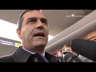 Napoli - De Magistris: "Impegnati per dare l'acqua ai rom" (23.12.14)