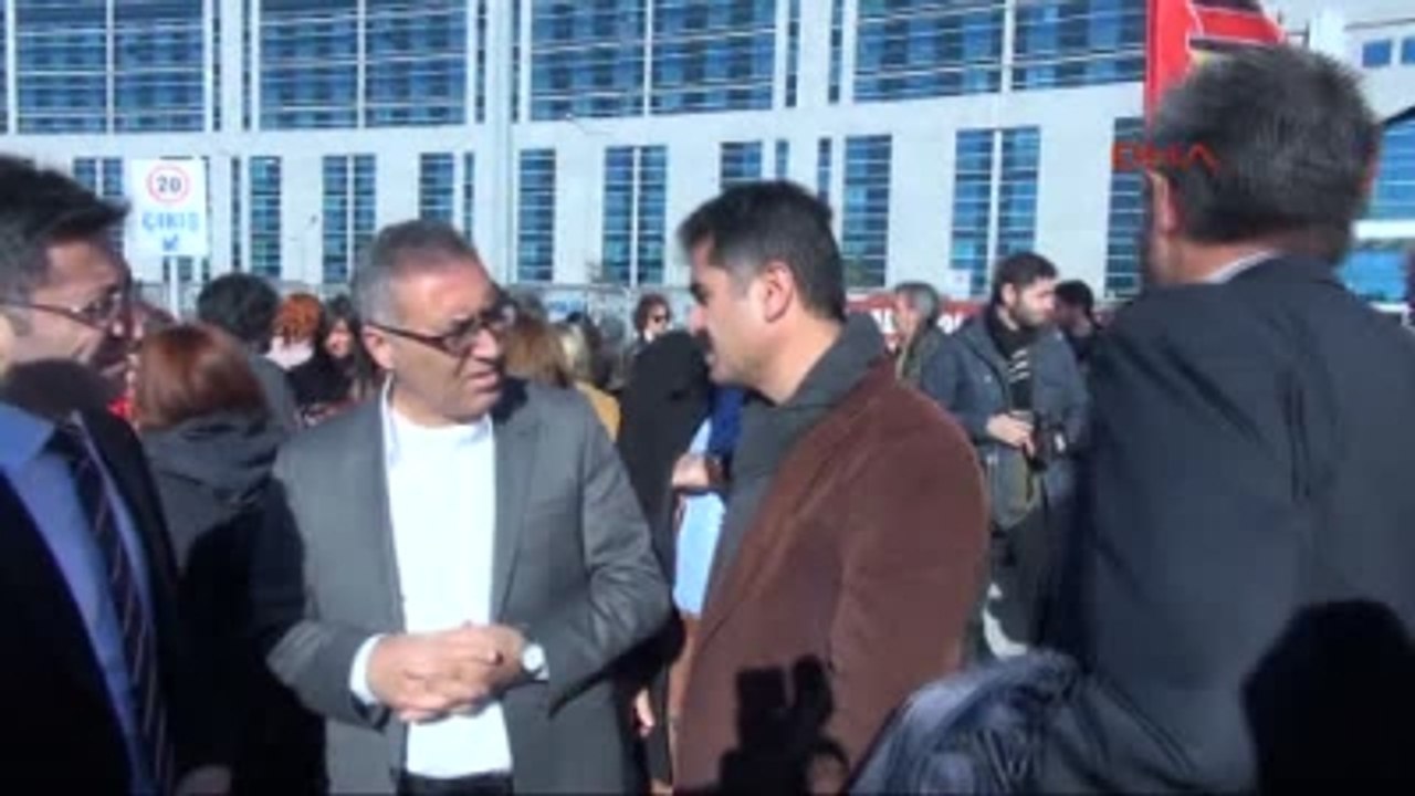 Mehmet Ayvalıtaş Davası Sonrası Adliye Önünde Açıklamalar