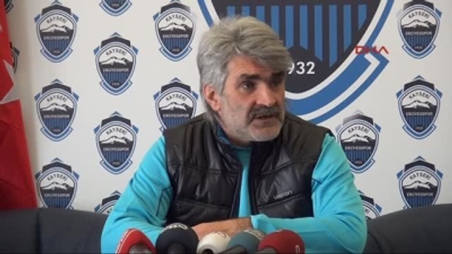 Sai Kayseri Erciyesspor Teknik Direktörü Tütüneker Başakşehir'i Maçında Mutlaka Galip Gelmek...