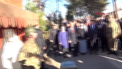 Edirne Davutoğlu'ndan, Yunanistan Başbakanı Samaras'a Telefon