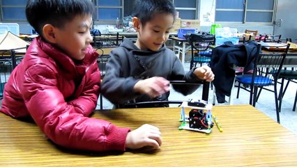 2014/12/24 Christmas Eve 仿生機器人@德高國小 Part 6