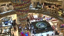 Christmas shoppers hit Paris luxury stores in last-minute rush