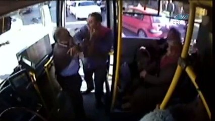 Şoför-yolcu kavgası kamerada