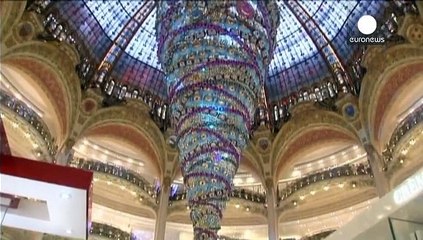 عيد ميلاد وسط "تعزيزات أمنية غير مسبوقة" في فرنسا