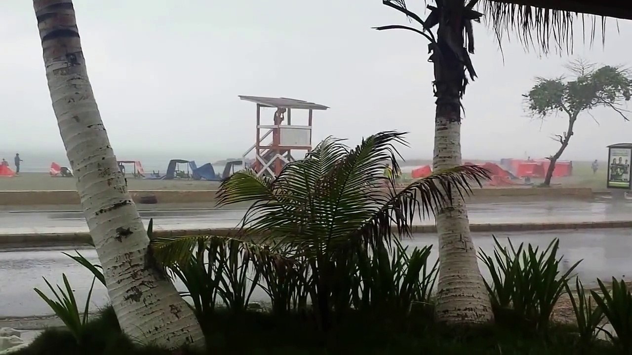 Brisa y lluvia en playas de marbella cartagena