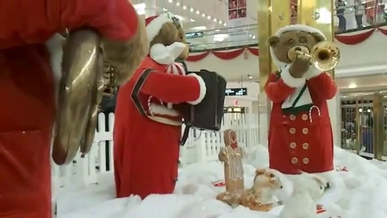 Santa Claus Dancing Must Watch