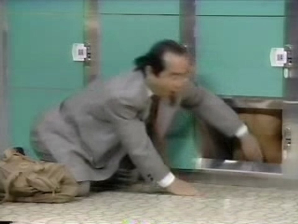 coin lockers comedy