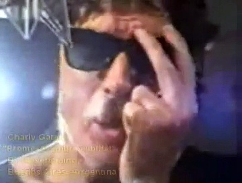 Charly Garcia - Promesas sobre el bidet-(VideoClip By Maverickano-Buenos Aires-Argentina)-