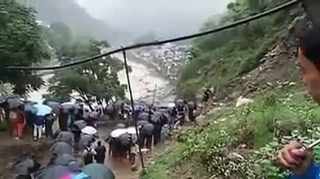Horrible Flood Building Collapsed Live Footage
