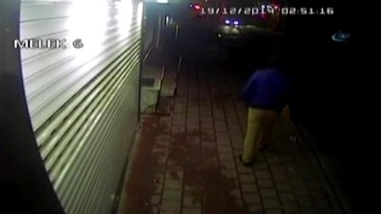 İş Adamının Önce Aracını Çaldılar, Ardından İşyerini Soydular