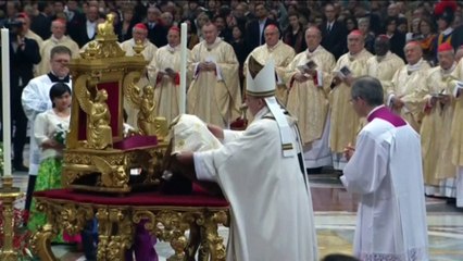 A1 Report - Krishtlindja, Papa Françesku: Bota ka nevojë për më shumë butësi