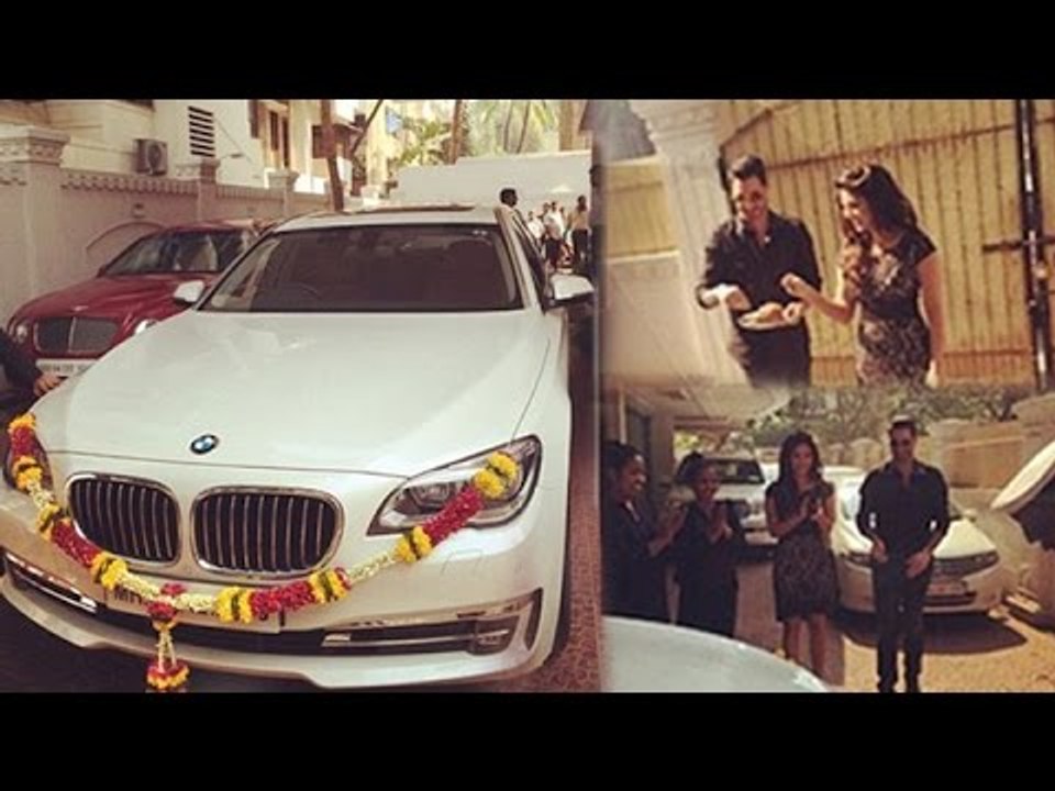 Sunny Leone’s husband turns ‘Santa’, gifts her a car this Christmas