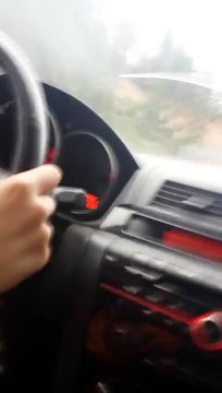 Road rage terrifiant : 2 femmes poursuivit et menacées par un automobiliste armé!