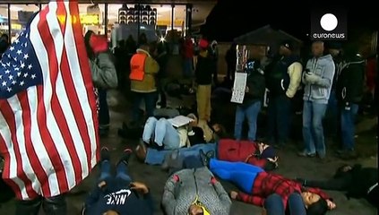 USA: proteste a Berkeley, il sindaco difende l'agente