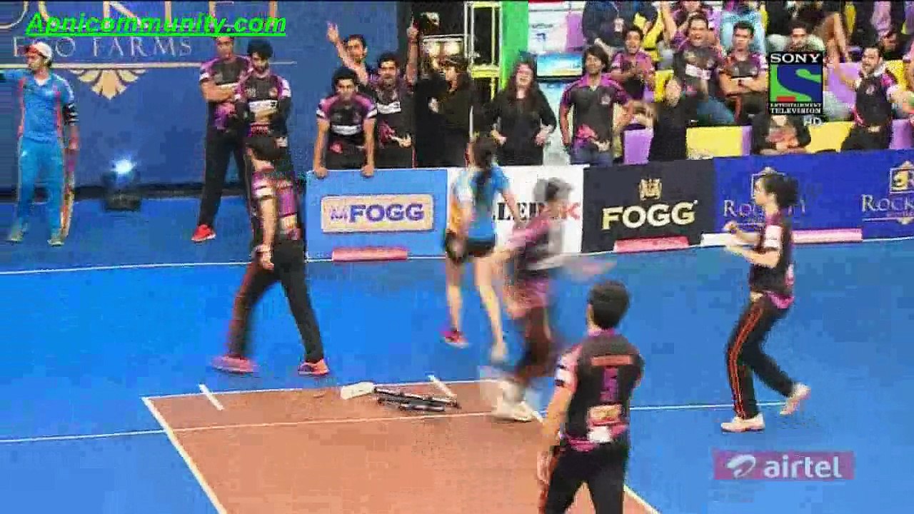 Box Cricket League-25 Dec 2014 pt5-www.Apnicommunity.com