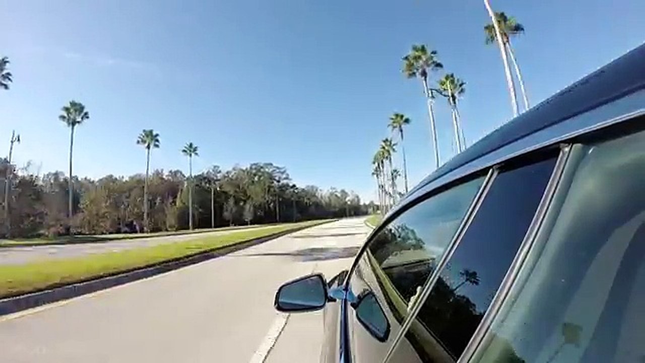 Tesla Model S P85D vs Ferrari