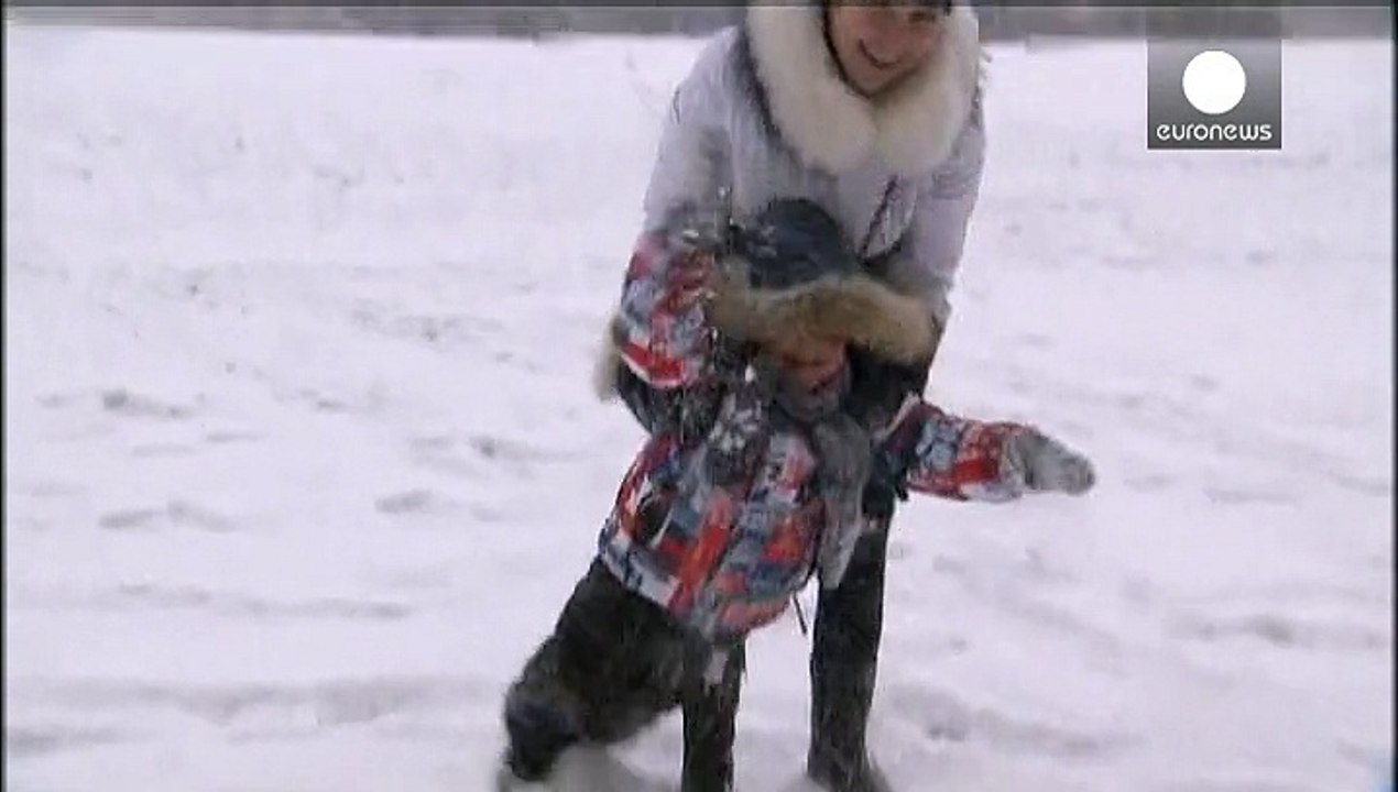 Eingeschneit: Moskau versinkt im Schneesturm