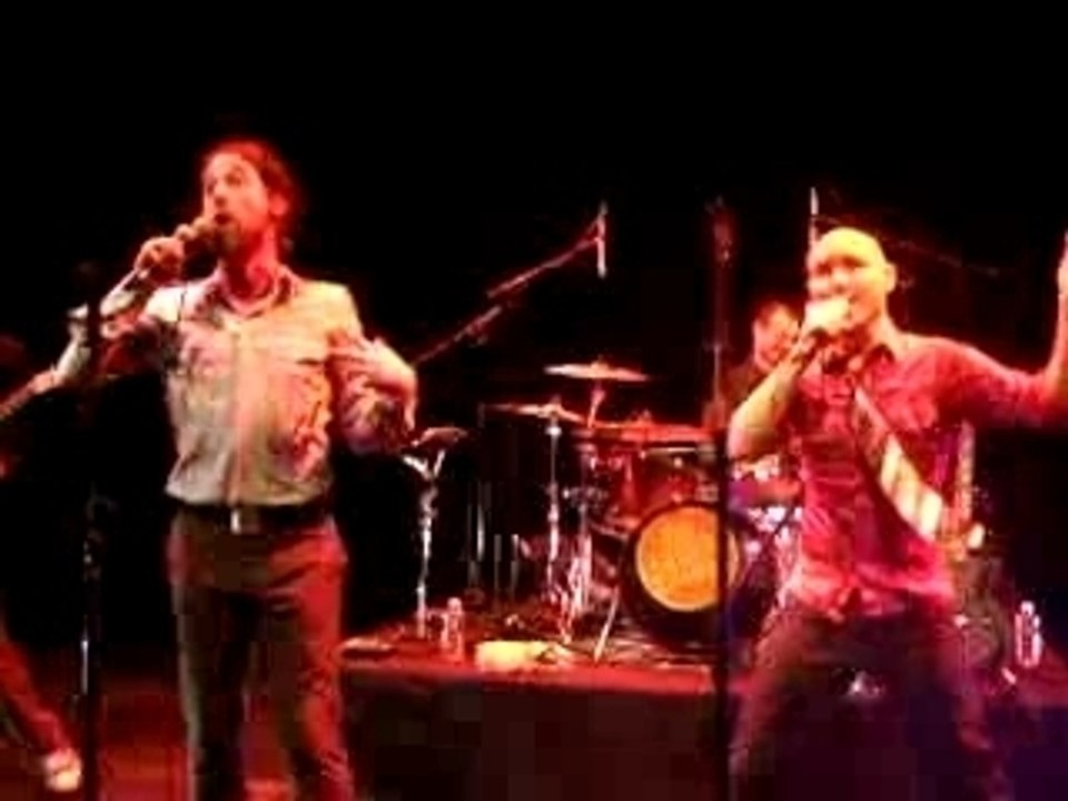 Fatals Picards - Amour à la française