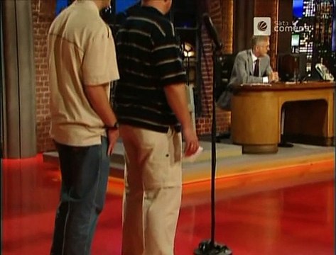 Die Harald Schmidt Show - 1285 - 2003-07-23 - Frank Plasberg, Autogrammfoto für Suzana