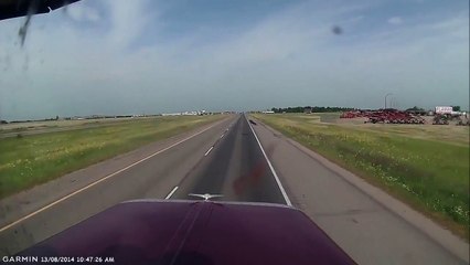 Un gars avec de l'adresse évite un accident !