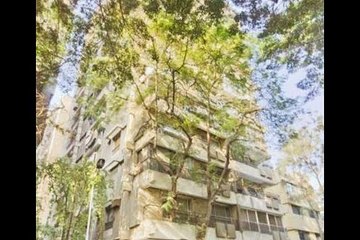 Apartment for Sale in Mohandseen with Big Terrace