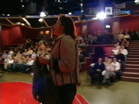Die Harald Schmidt Show - 1311 - 2003-10-02 - Atze Schröder, Ältestes Kleidungsstück