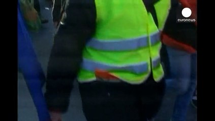 Bosnia: duecento lavoratori in marcia verso la Croazia