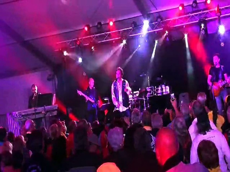 Sosie vocal de johnny halliday par VAR EVENEMENTS 83