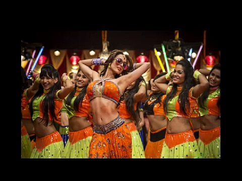 Dolly Ki Doli Watch Malaika dance to Fashion Khatam Mujhpe