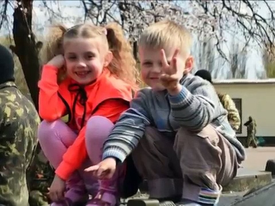 Расцветали яблони и груши..