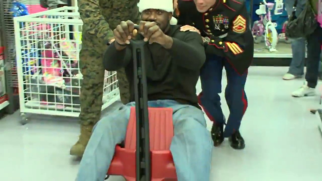 NBA Blooper - Christmas Edition