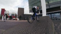 Grosses session BMX : Danny MacAskill vous fait visiter Rotterdam