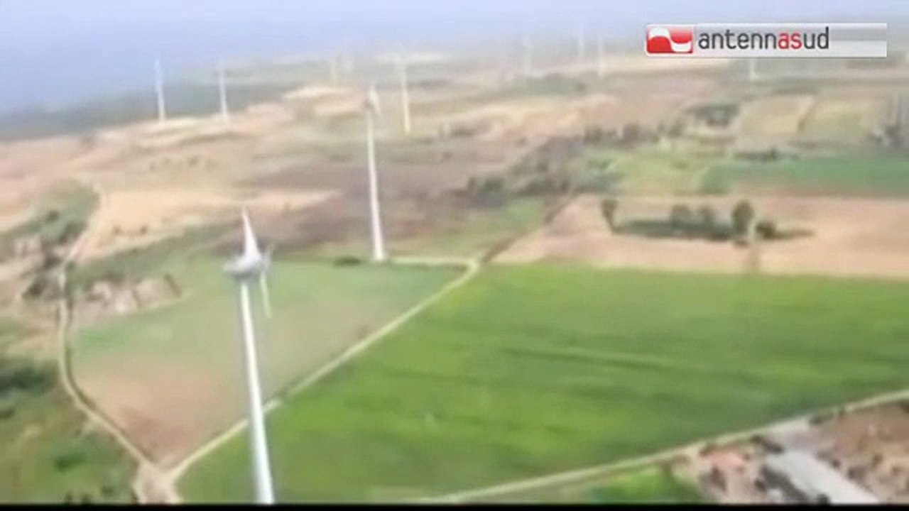 TG 24.12.14 Sigilli al parco eolico di San Vito dei Normanni