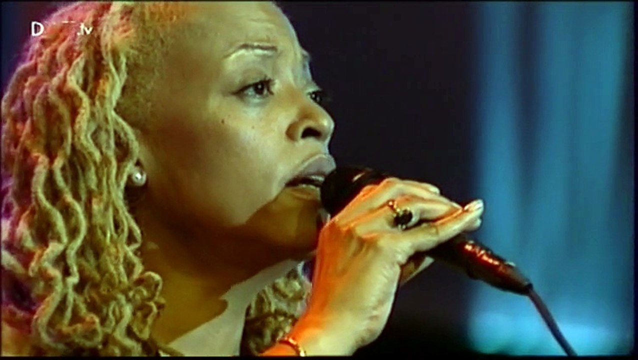 Cassandra Wilson - Skylark