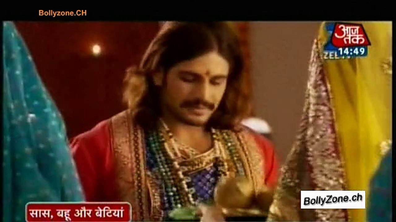Twist Ka Tablet!! - Diya Aur Baati Hum - 26th Dec 2014