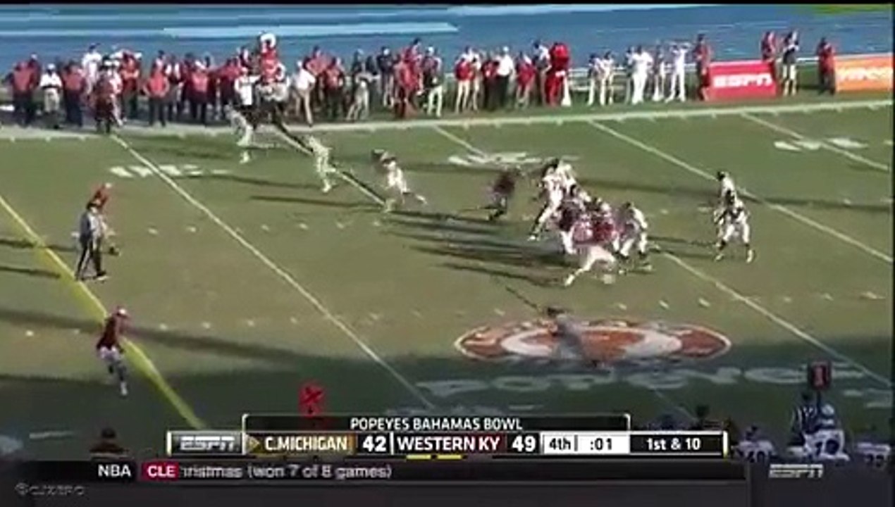 Christmas Miracle! Astonishing Last Second Touchdown Will Leave Your Mouth Agape