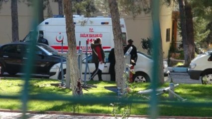 19 Yaşındaki Üniversiteli Kız Yurtta Kendini Astı