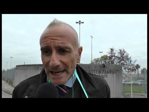 Napoli - Ispezione natalizia dei Radicali al carcere di Secondigliano (24.12.14)