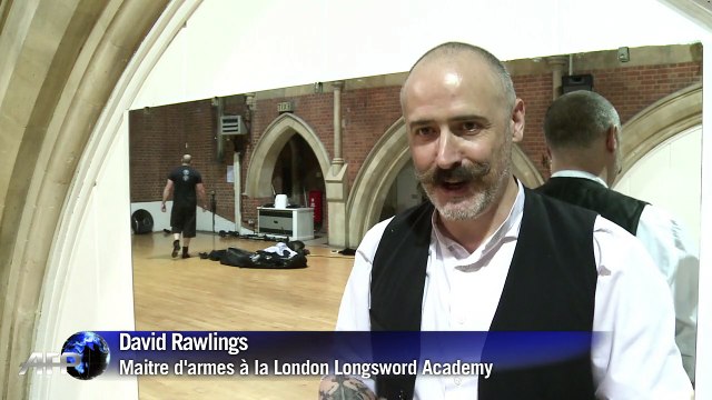 Epée longue et bouclier: le retour en grâce des combats médiévaux